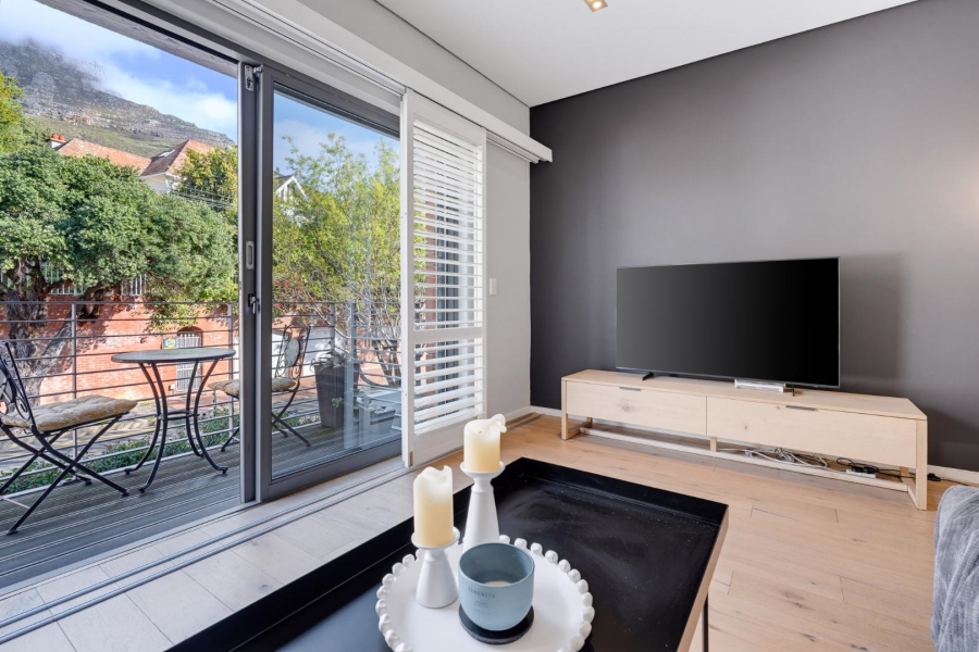 2 Bedroom Property for Sale in Gardens Western Cape